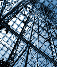 Estructuras de acero para edificios comerciales e industriales.